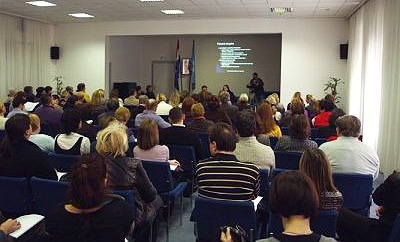 JAVNA-TRIBINA-Zdravstvena-i-socijalna-problematika-Alzheimerove-bolesti.jpg